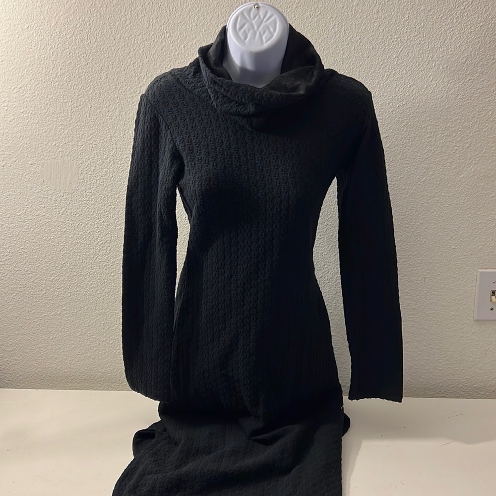 Stonewear Designs Dress in Black. Size is XS extra small. New 💙